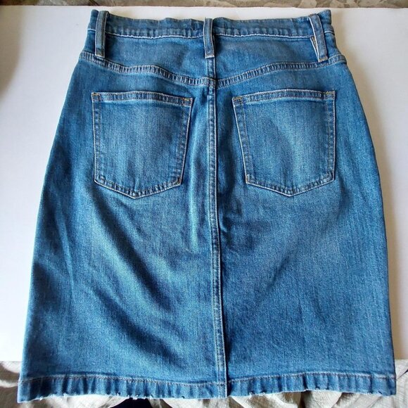 J.Crew Women's Button-Front Denim Skirt - Size 26 - Picture 2 of 7
